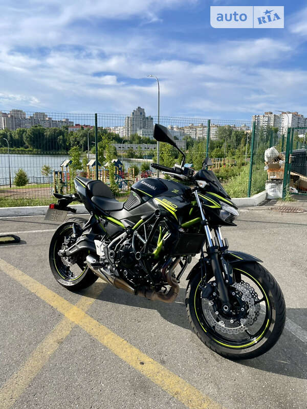 Kawasaki ER 650 2020