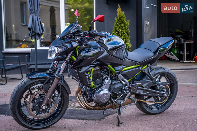 Мотоцикл Без обтекателей (Naked bike) Kawasaki ER 650 2018 в Киеве