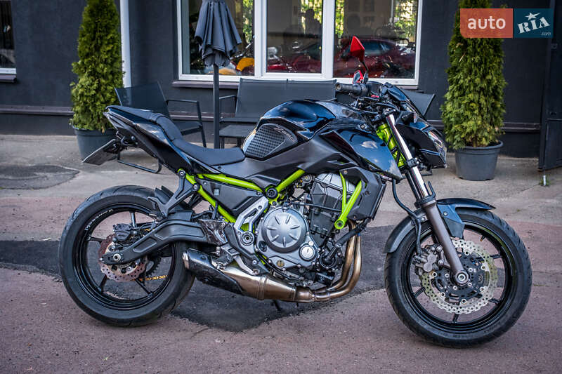 Мотоцикл Без обтекателей (Naked bike) Kawasaki ER 650 2018 в 