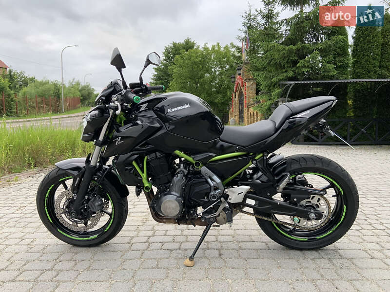 Мотоцикл Без обтікачів (Naked bike) Kawasaki ER 650 2017 в Трускавці фото 6 Мотоцикл Без обтікачів (Naked bike) Kawasaki ER 650 2017 в Трускавці