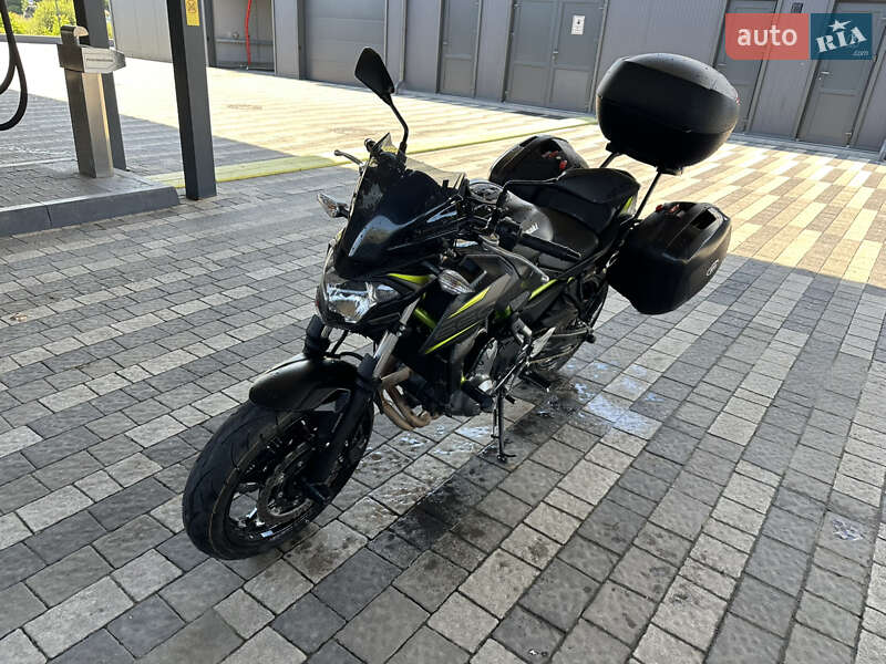 Kawasaki ER 650 2019