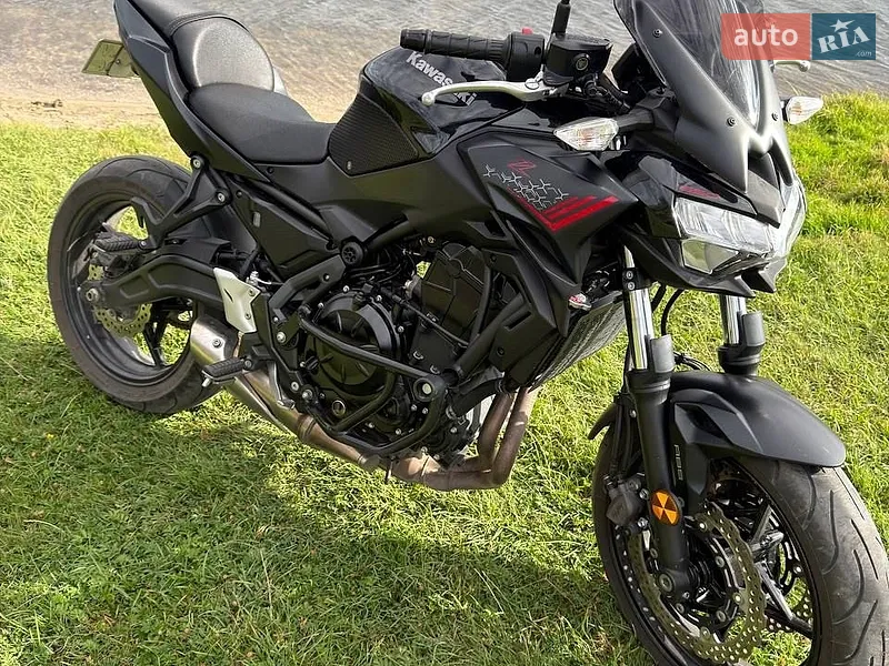 Kawasaki ER 650 2020