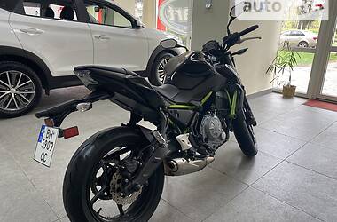 Мотоцикл Без обтекателей (Naked bike) Kawasaki ER-6 2018 в Киеве