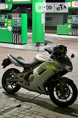 Мотоцикл Спорт-туризм Kawasaki ER-6F 2006 в Виннице