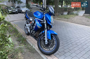 Мотоцикл Без обтекателей (Naked bike) Kawasaki ER-6N 2008 в  фото 8 Мотоцикл Без обтекателей (Naked bike) Kawasaki ER-6N 2008 в