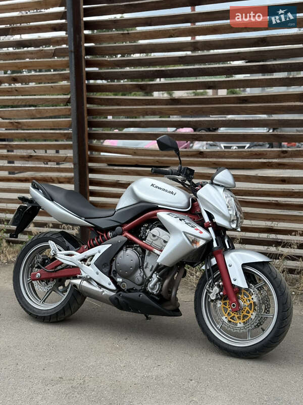 Kawasaki ER-6N 2006