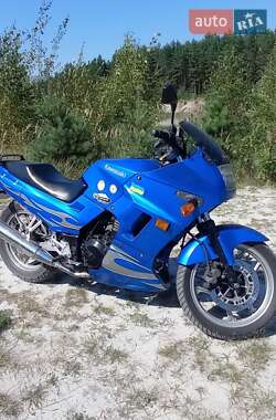 Спортбайк Kawasaki EX 250 2007 в 