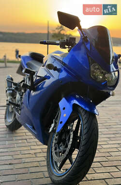 Спортбайк Kawasaki EX 250 2010 в 
