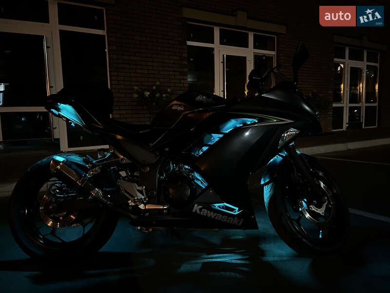 Мотоцикл Спорт-туризм Kawasaki EX 300 2016 в Софіївській Борщагівці