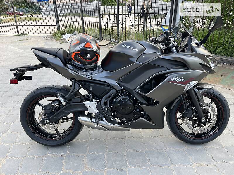 Спортбайк Kawasaki EX 650 2022 в Запорожье