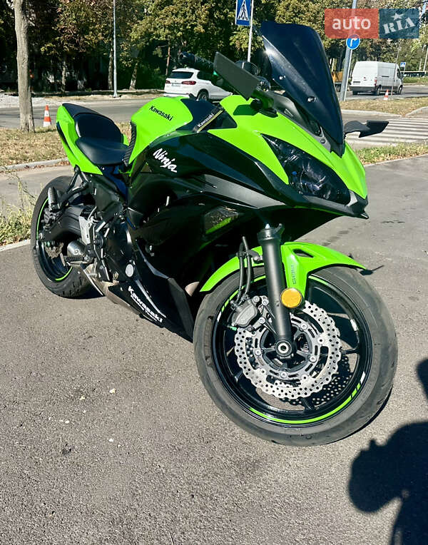 Мотоцикл Спорт-туризм Kawasaki EX 650 2017 в Киеве фото 3 Мотоцикл Спорт-туризм Kawasaki EX 650 2017 в Киеве