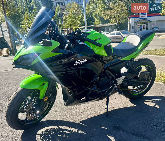 Мотоцикл Спорт-туризм Kawasaki EX 650 2017 в Киеве фото 6 Мотоцикл Спорт-туризм Kawasaki EX 650 2017 в Киеве