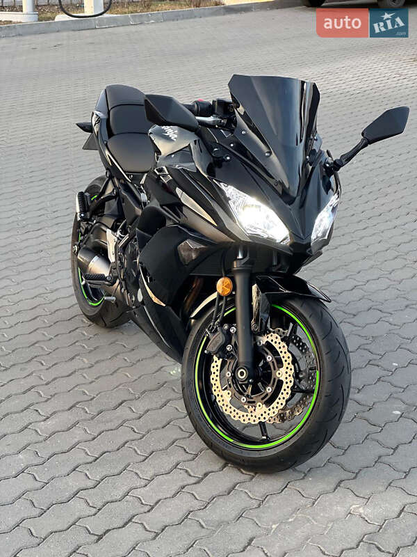 Мотоцикл Багатоцільовий (All-round) Kawasaki EX 650 2018 в Вінниці