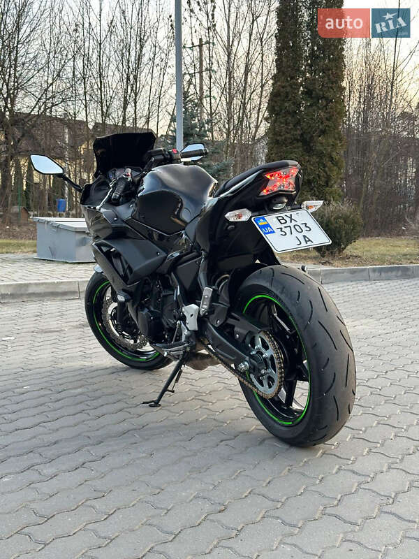 Мотоцикл Багатоцільовий (All-round) Kawasaki EX 650 2018 в Вінниці