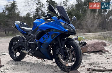 Спортбайк Kawasaki EX 650 2018 в 