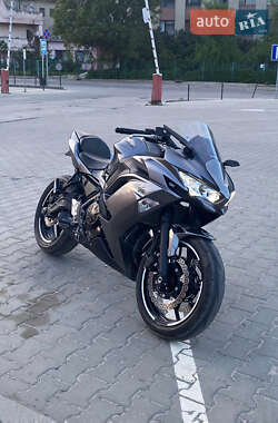 Спортбайк Kawasaki EX 650 2021 в Черновцах