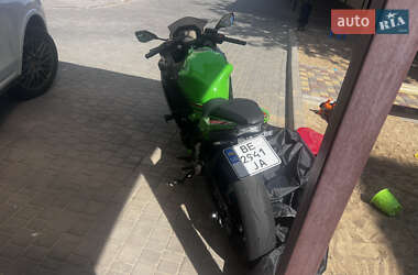 Спортбайк Kawasaki EX 650 2022 в 