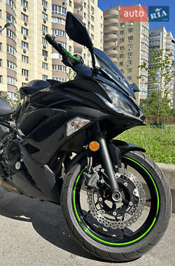 Спортбайк Kawasaki EX 650 2018 в 
