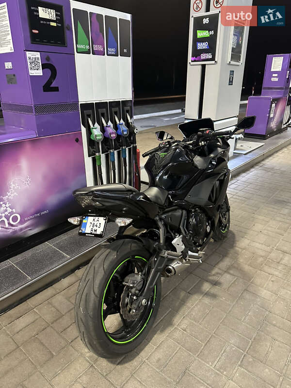 Спортбайк Kawasaki EX 650 2018 в Києві фото 13 Спортбайк Kawasaki EX 650 2018 в Києві