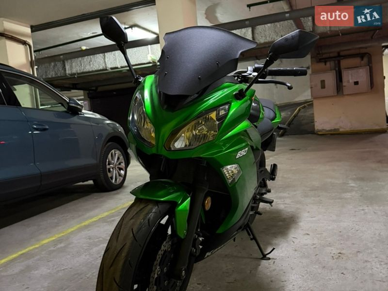 Kawasaki EX 650 2015