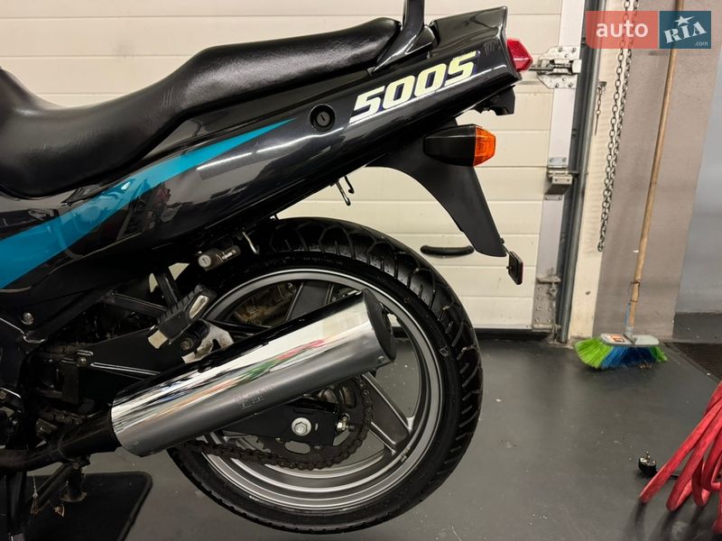 Мотоцикл Спорт-туризм Kawasaki GPZ 1999 в Киеве