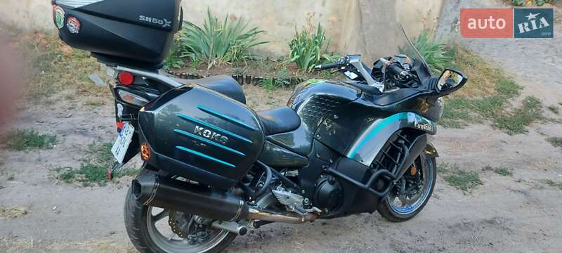 Мотоцикл Спорт-туризм Kawasaki GTR 1400 2010 в Песчанке