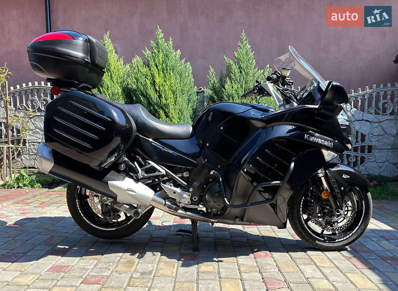 Мотоцикл Спорт-туризм Kawasaki GTR 1400 2014 в Львове