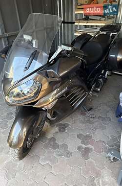 Мотоцикл Спорт-туризм Kawasaki GTR 1400 2010 в Харкові