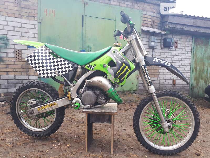 Мотоцикл Кросс Kawasaki KX 2004 в Буче