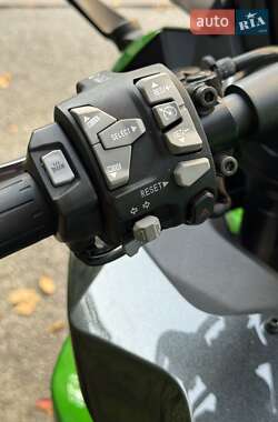 Мотоцикл Спорт-туризм Kawasaki Ninja 1000 SX 2020 в 
