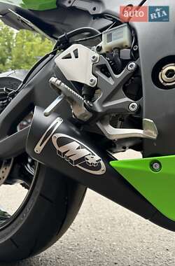Спортбайк Kawasaki Ninja 1000 ZX-10R 2023 в 