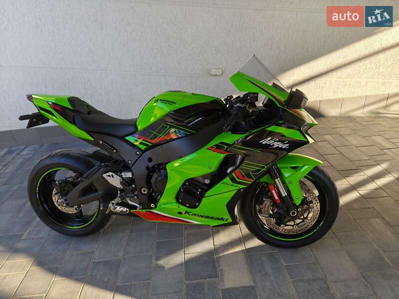 ※てんねん KAWASAKI NINJA ZX-10R Parts and Technical Specifications