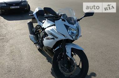 Спортбайк Kawasaki Ninja 250 2017 в Киеве