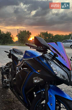Спортбайк Kawasaki Ninja 250 2015 в 