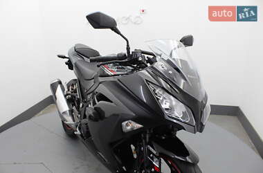 Спортбайк Kawasaki Ninja 250 2013 в 