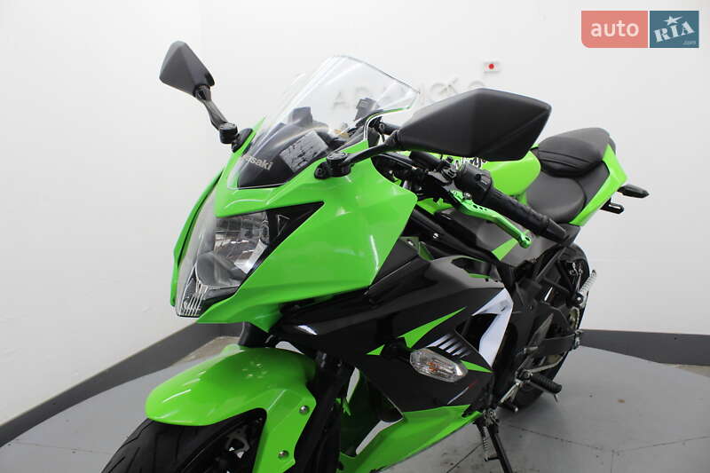 Спортбайк Kawasaki Ninja 250 2015 в Гнівані фото 10 Спортбайк Kawasaki Ninja 250 2015 в Гнівані
