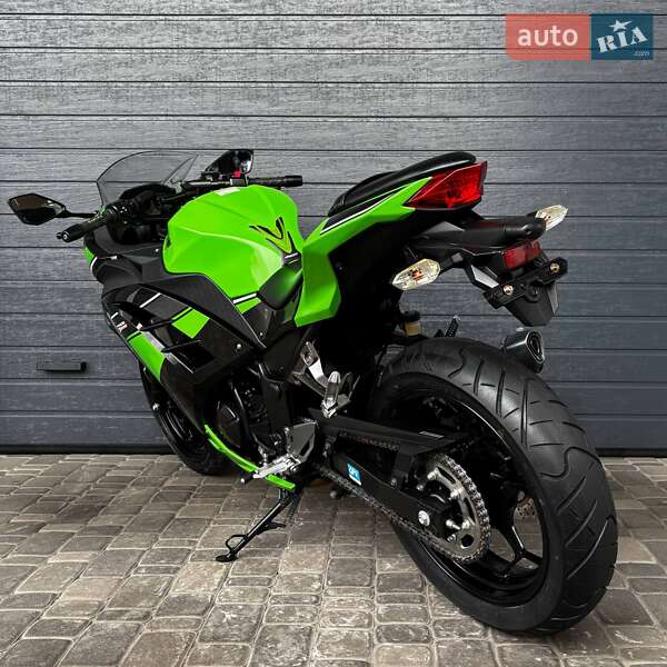 Мотоцикл Без обтекателей (Naked bike) Kawasaki Ninja 250 2014 в Белой Церкви