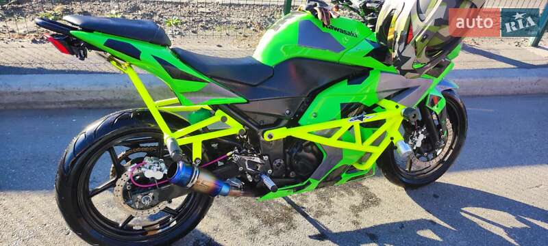 Спортбайк Kawasaki Ninja 250R 2010 в Києві
