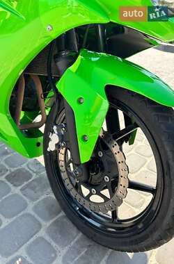 Спортбайк Kawasaki Ninja 250R 2011 в Новояворівську