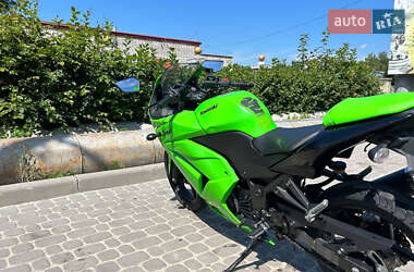 Спортбайк Kawasaki Ninja 250R 2011 в Новояворівську