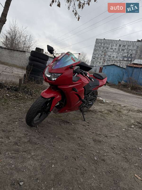 Спортбайк Kawasaki Ninja 250R 2013 в Днепре