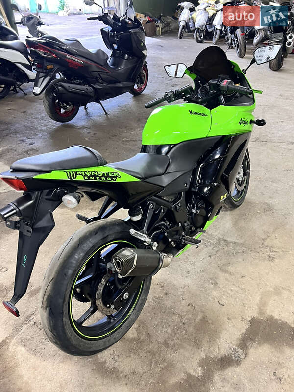 Мотоцикл Спорт-туризм Kawasaki Ninja 250R 2009 в Житомире