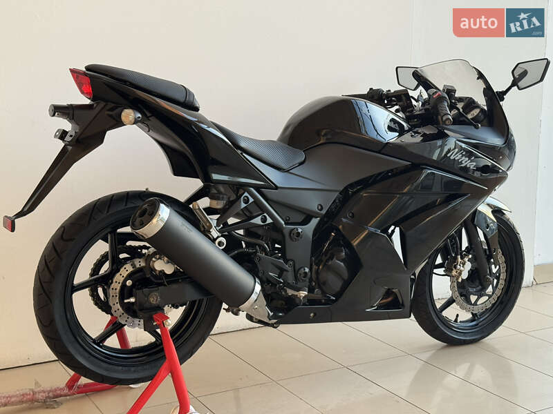 Спортбайк Kawasaki Ninja 250R 2016 в Киеве