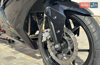 Спортбайк Kawasaki Ninja 250R 2012 в 