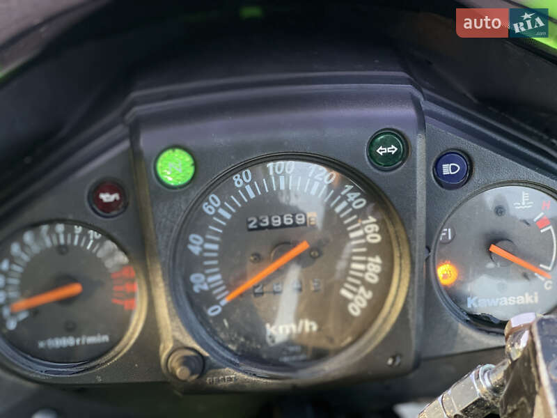 Міні спорт Kawasaki Ninja 250R 2008 в Рафалівці фото 5 Міні спорт Kawasaki Ninja 250R 2008 в Рафалівці
