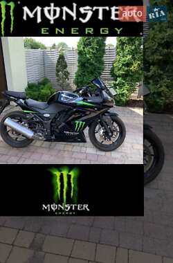 Спортбайк Kawasaki Ninja 250R 2008 в Здолбунове