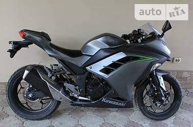 Спортбайк Kawasaki Ninja 300 2014 в Одессе