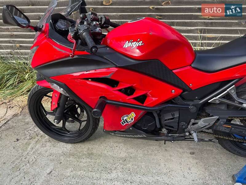 Спортбайк Kawasaki Ninja 300 2016 в Києві фото 5 Спортбайк Kawasaki Ninja 300 2016 в Києві