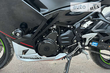 Мотоцикл Спорт-туризм Kawasaki Ninja 400 2022 в Сновске