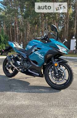 Мотоцикл Спорт-туризм Kawasaki Ninja 400 2021 в Переяславе